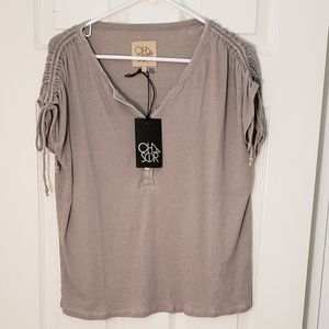 🌻NWT Chaser Hanley Top